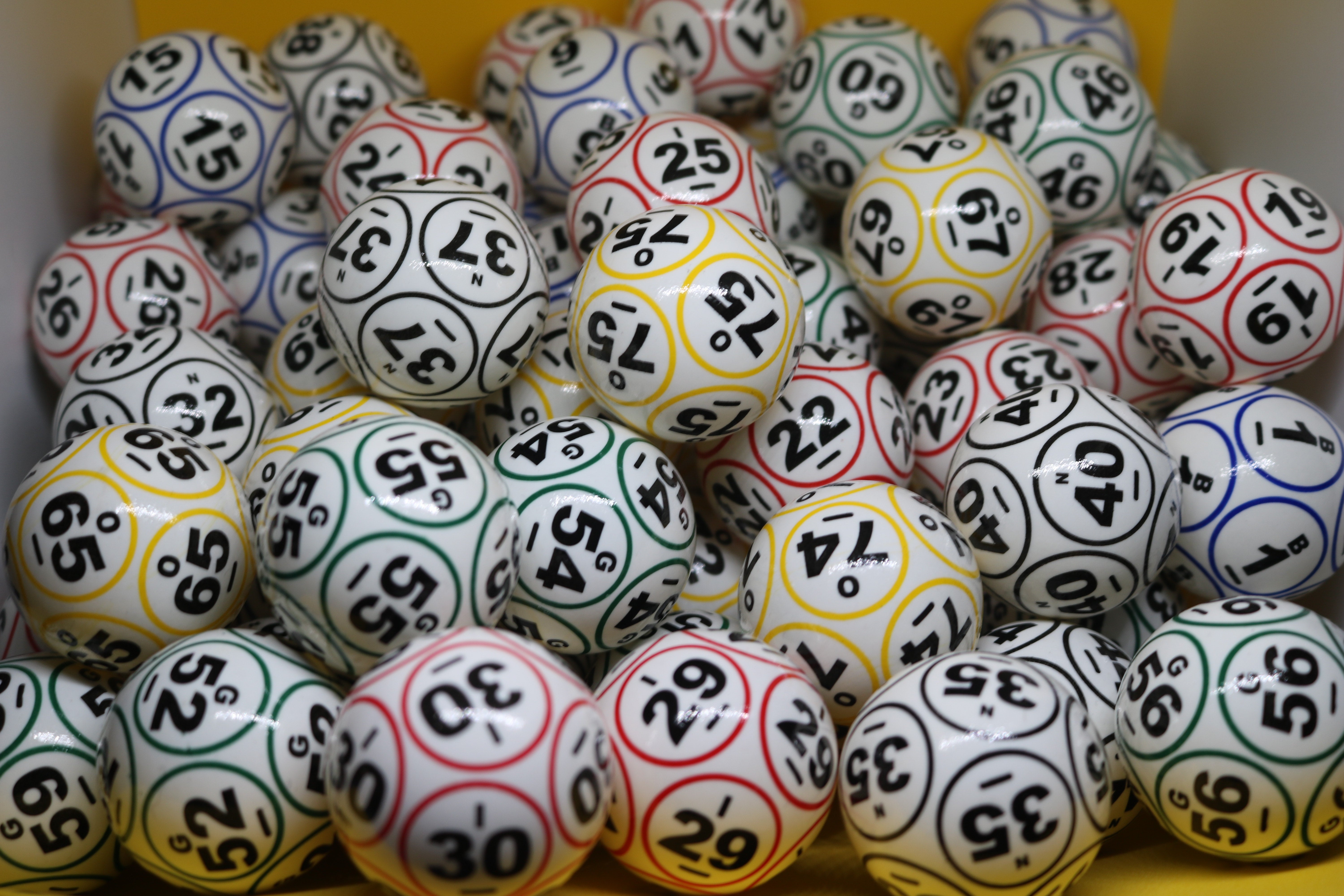 Set de bolas de bingo de 12 caras en dos colores