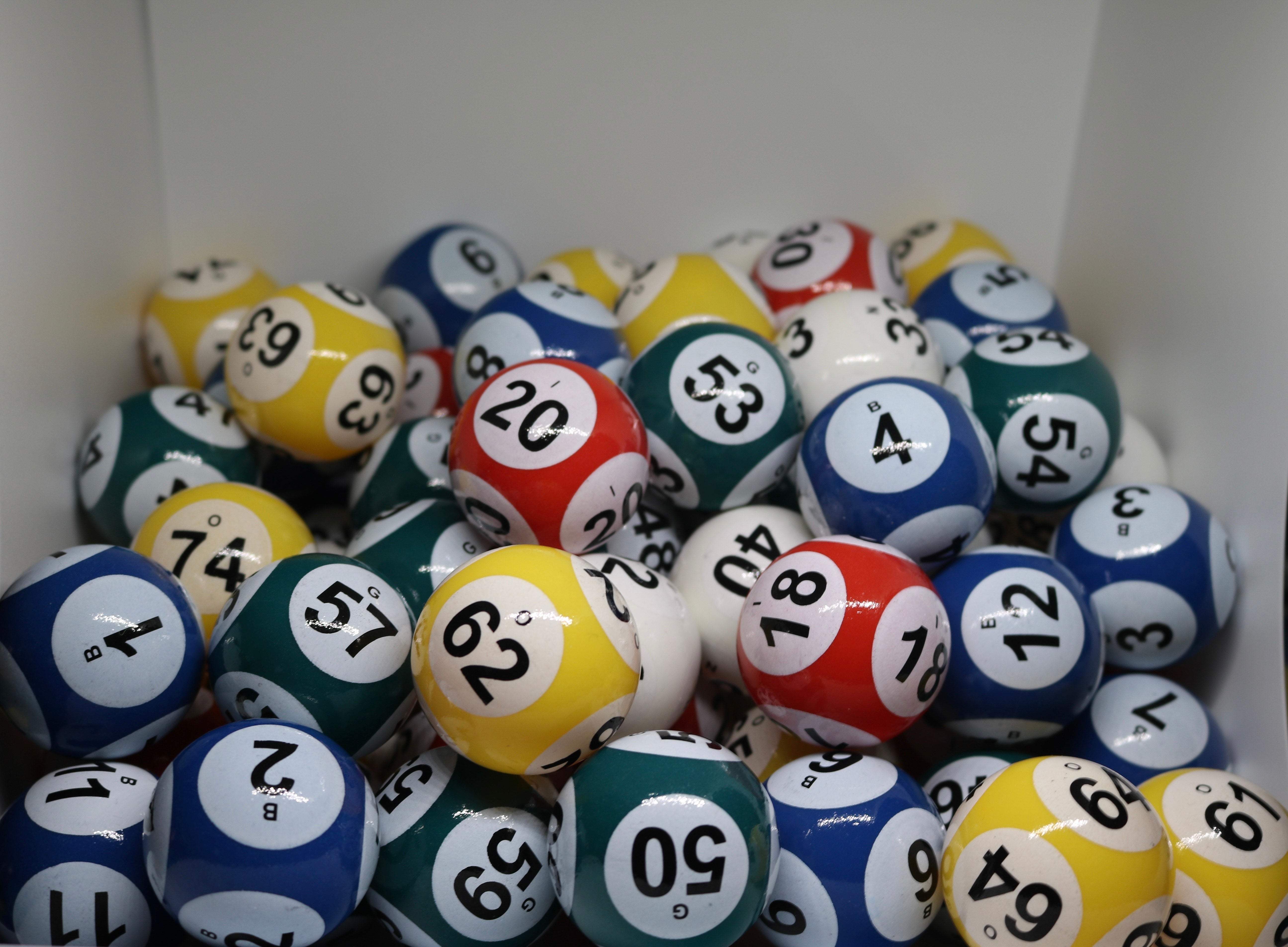 Set de bolas de bingo de 6 caras